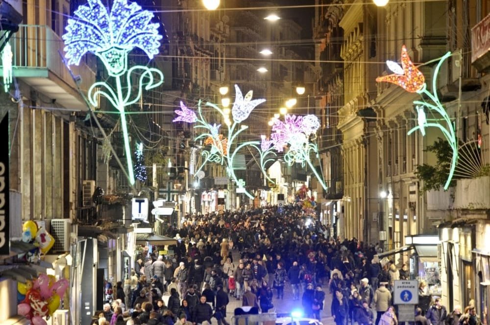 Christmas Evening in Naples, Italy Naples Drivers & Guides