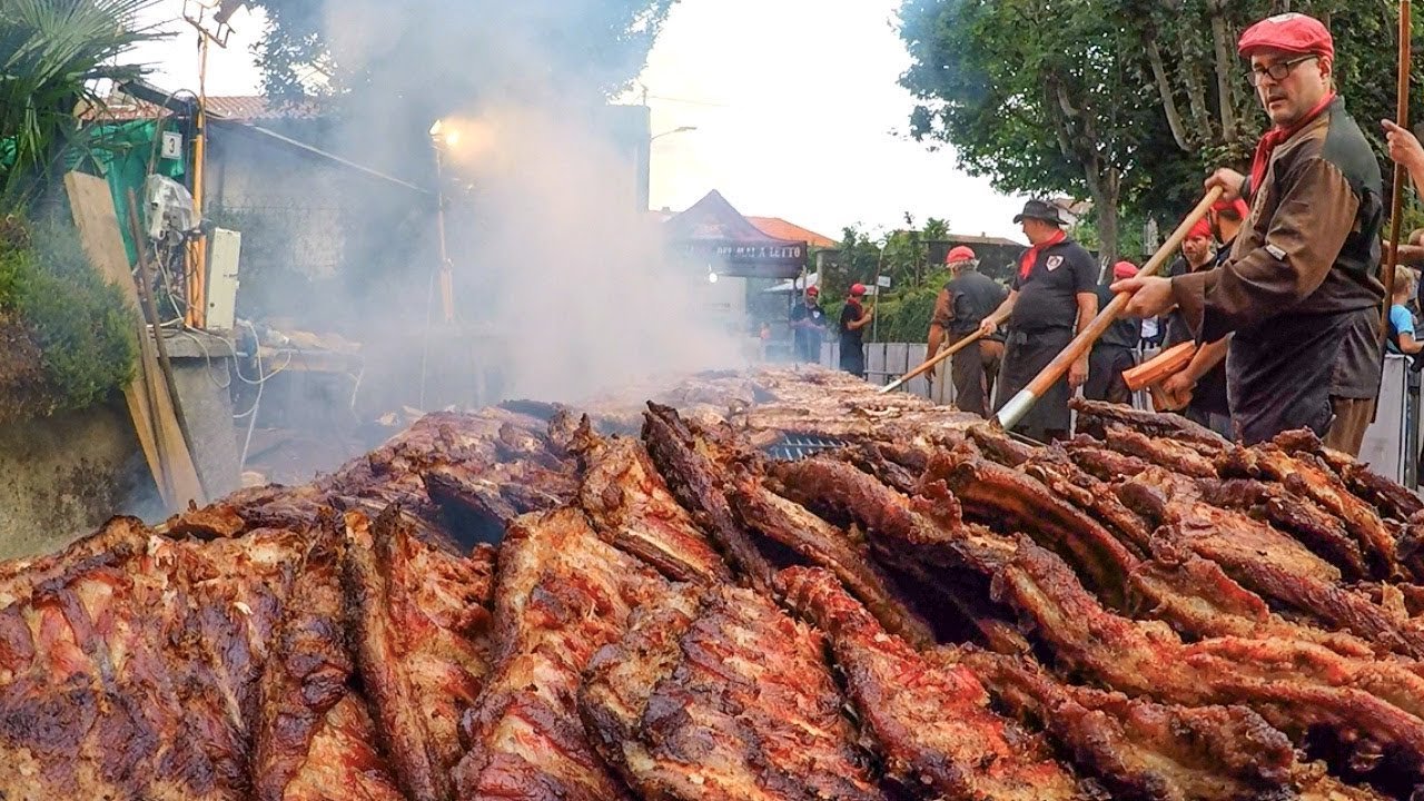 Puglianello (BN) pork festival